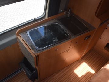 Pössl KW 009 Camperbus